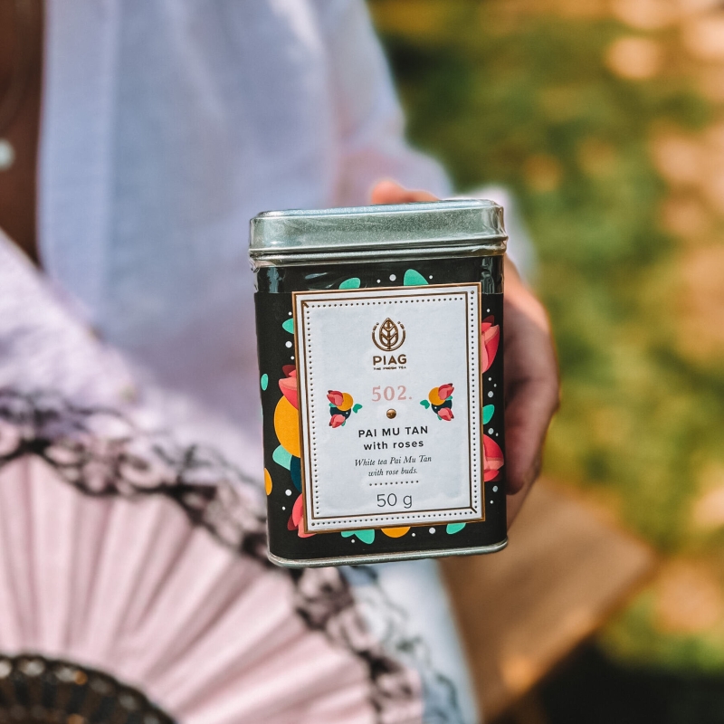 502.Pai Mu Tan with Roses Piag Tea- Biała herbata z dziką różą 50 g puszka Piag the fresh Tea - 7